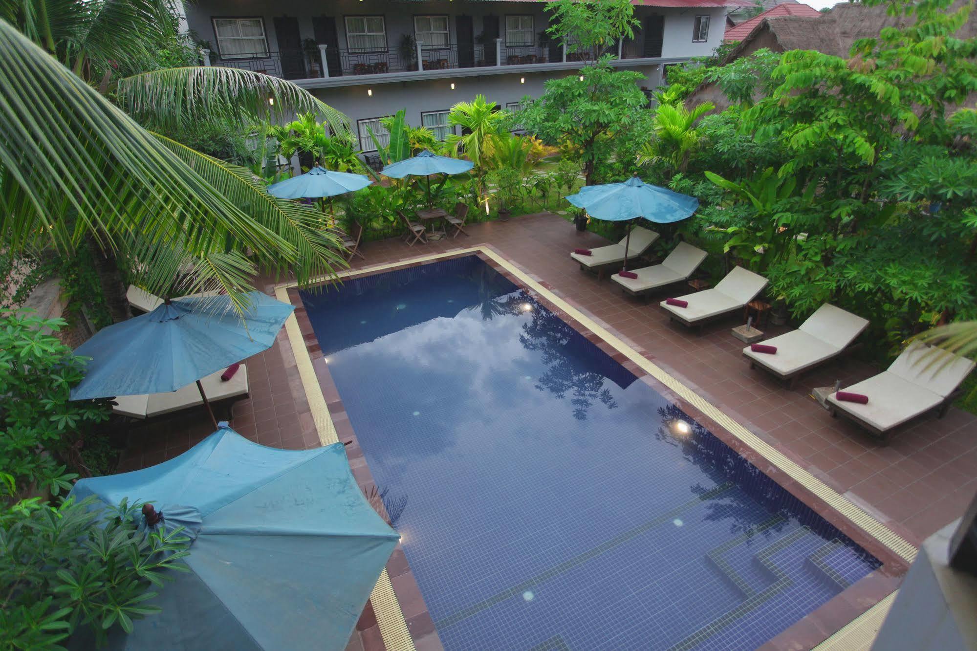 Reveal Angkor Hotel Siem Reap Exterior foto