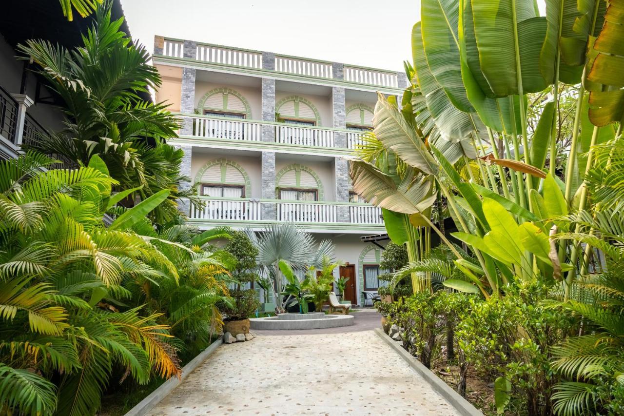 Reveal Angkor Hotel Siem Reap Exterior foto
